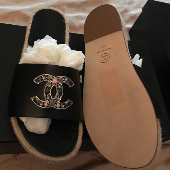 SOLD!!! Chanel Espadrilles Sandal - Picture 6 of 8